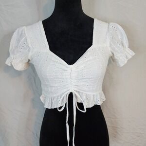 ROMWE Size 4 Delicate White Eyelet Puff Sleeve Ruched Peplum Crop Top Blouse EUC